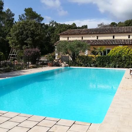 Entre Ciel Et Terre Villa Besse-sur-Issole Exteriör bild